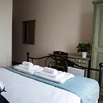 Guest house Casale Don Ambrosio 3*