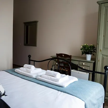 Guest house Casale Don Ambrosio 3*
